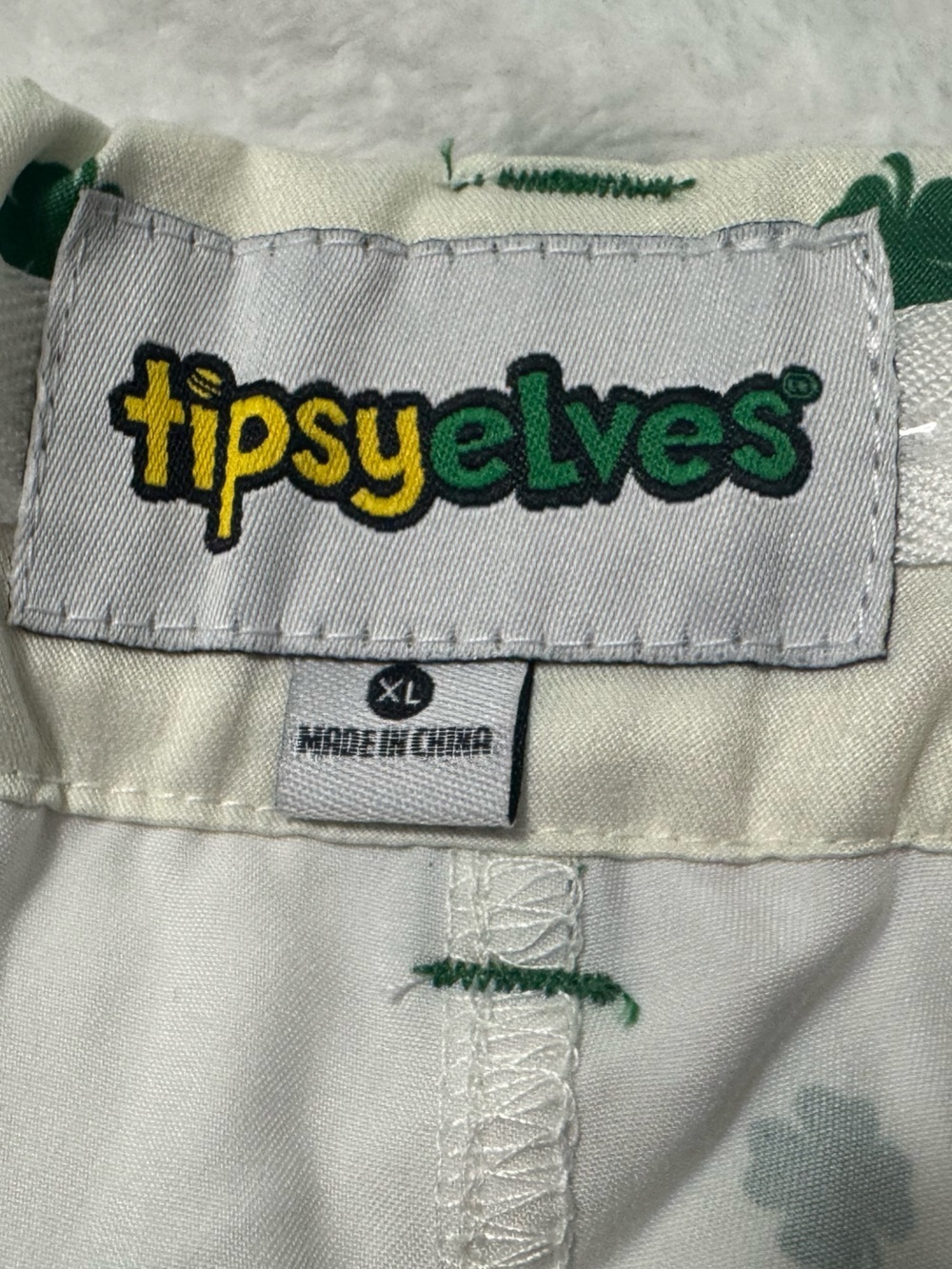TIPSY ELVES MEN’S THE CLOVER WALKING SHORTS SIZE XL - Picture 6 of 9